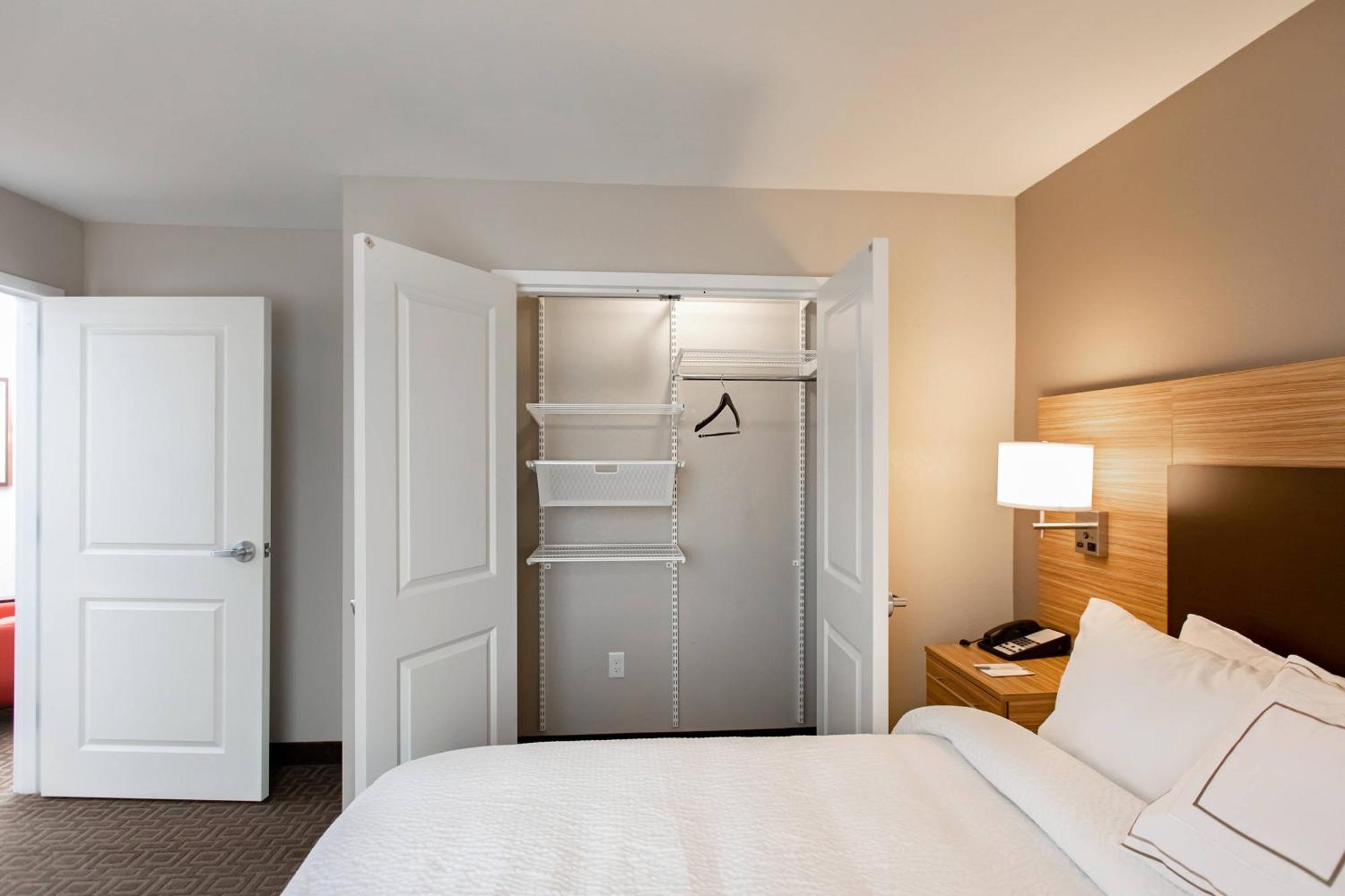 Towneplace Suites By Marriott Louisville Airport Zewnętrze zdjęcie